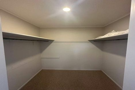 Photo of property in 5 Pigeonwood Lane, Albany, Auckland, 0632