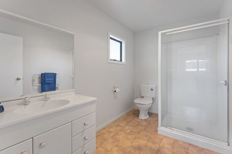 Photo of property in 22 Granville Street, Silverstream, Upper Hutt, 5019