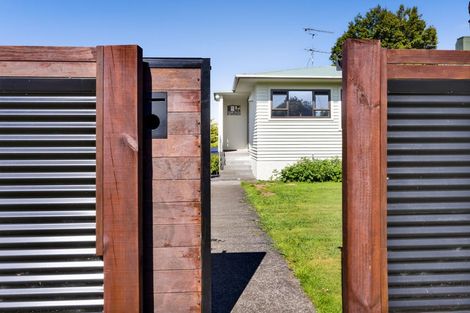 Photo of property in 61 Stanners Street, Eltham, 4322