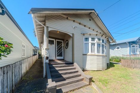 Photo of property in 9 Rolleston Street, Mount Cook, Wellington, 6021