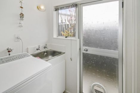 Photo of property in 131a Mangorei Road, Merrilands, New Plymouth, 4312