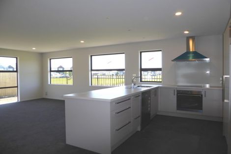 Photo of property in 7 Maka Lane, Halswell, Christchurch, 8025
