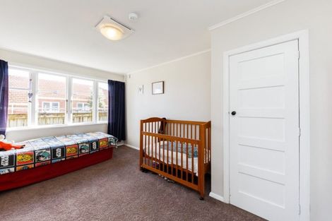 Photo of property in 3 Wharenui Terrace, Roslyn, Palmerston North, 4414