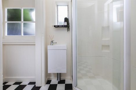 Photo of property in 8 Nursery Road, Phillipstown, Christchurch, 8011