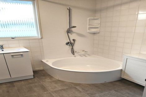 Photo of property in 32 Stuart Street, Holmes Hill, Oamaru, 9401