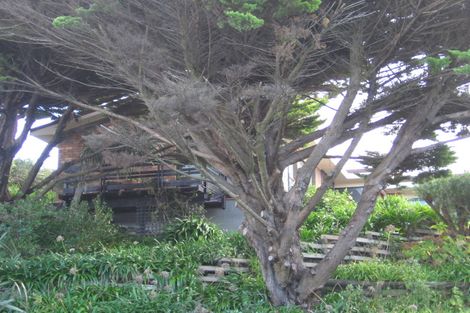 Photo of property in 2a Glenelg Road, Red Beach, 0932