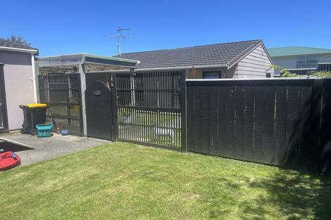 Photo of property in 9a Monowai Road, Johnsonville, Wellington, 6037