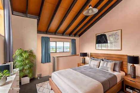 Photo of property in 1a Cobham Crescent, Waipukurau, 4200