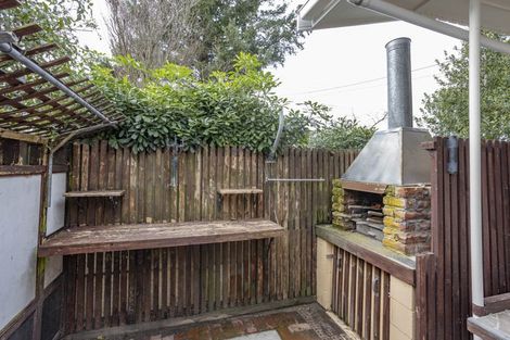 Photo of property in 25 Leeston And Lake Road, Leeston, 7632