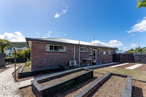 Photo of property in 289 Waikawa Road, Waikawa, Picton, 7220