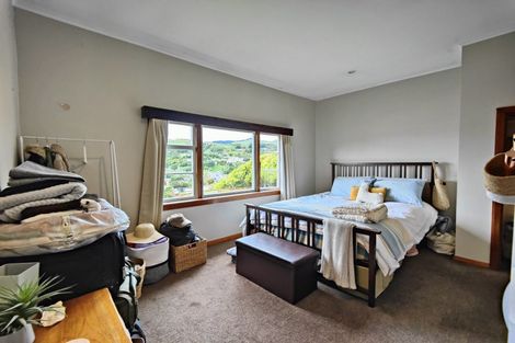 Photo of property in 3 The Drive, Tawa, Wellington, 5028