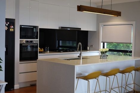 Photo of property in 11 Boutique Way, Orewa, 0931