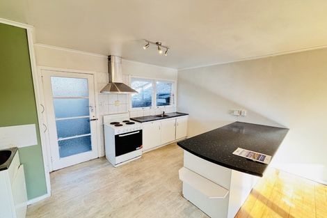 Photo of property in 3/37 Buckingham Crescent, Manukau, Auckland, 2025