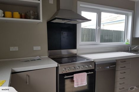 Photo of property in 17 Garfield Street, Brooklyn, Wellington, 6021