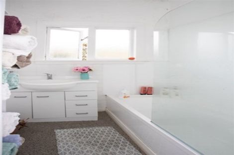 Photo of property in 51 Halton Street, Strowan, Christchurch, 8052