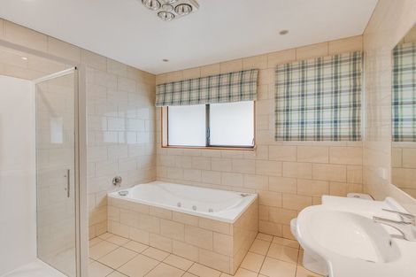 Photo of property in 36 Pitoitoi Street, Otaihanga, Paraparaumu, 5036