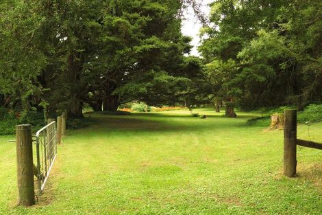 Photo of property in 130 Gibbons Road, Kaiwaka, 0573