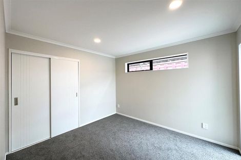 Photo of property in 22 Combat Street, Papakura, 2110