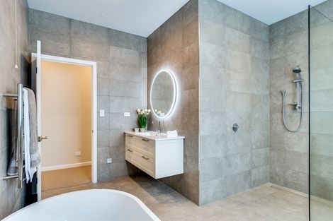 Photo of property in 14 Gee Place, Taradale, Napier, 4112