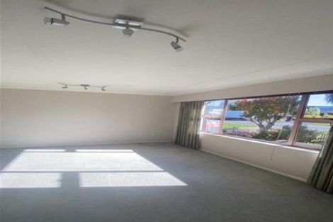 Photo of property in 11 Martin Street, Monaco, Nelson, 7011