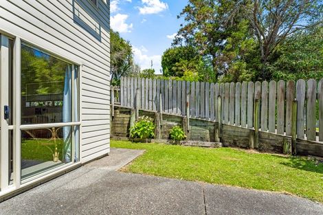 Photo of property in 2/372 Whangaparaoa Road, Stanmore Bay, Whangaparaoa, 0932