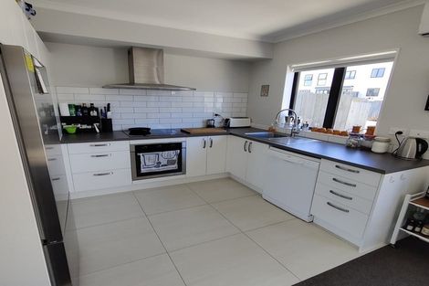 Photo of property in 76 Whenuapai Drive, Whenuapai, Auckland, 0618