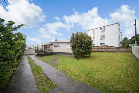 Photo of property in 591 Massey Road, Mangere, Auckland, 2022