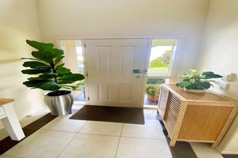 Photo of property in 12 Tivoli Court, Flat Bush, Auckland, 2019