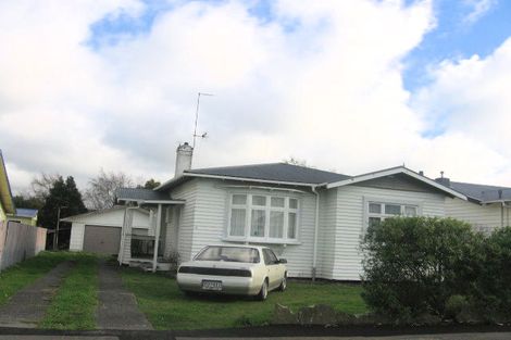 Photo of property in 12 Lyndhurst Street, Takaro, Palmerston North, 4412