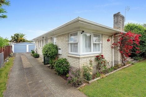 Photo of property in 21 Fuchsia Avenue, Pukete, Hamilton, 3200