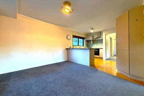 Photo of property in 52 Hiwihau Place, Glenfield, Auckland, 0629