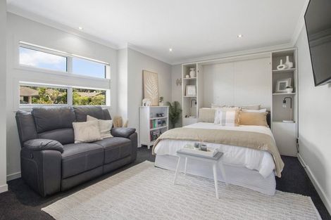 Photo of property in 12 Haden Place, Omokoroa, 3114