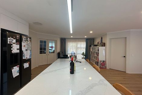 Photo of property in 59 Frank Nobilo Drive, Golflands, Auckland, 2013