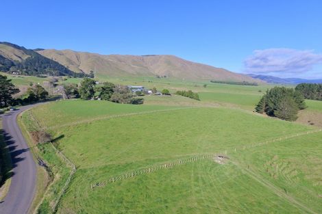 Photo of property in 158 Albert Road, Tokomaru, 4474