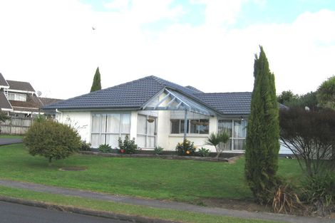 Photo of property in 49 Simmental Crescent, Somerville, Auckland, 2014