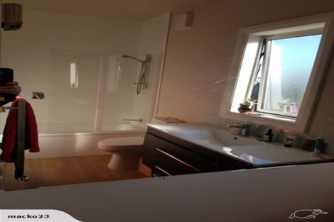 Photo of property in 27 Somerfield Street, Somerfield, Christchurch, 8024