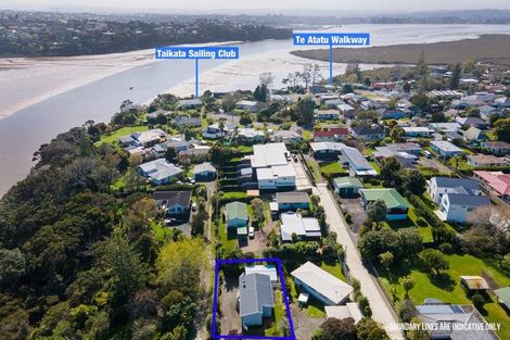 Photo of property in 2/23 Tawa Road, Te Atatu Peninsula, Auckland, 0610