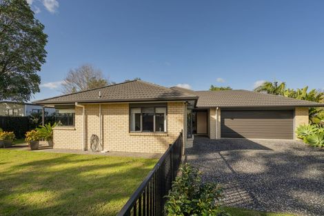 Photo of property in 11 Cobham Lane, Whitianga, 3510