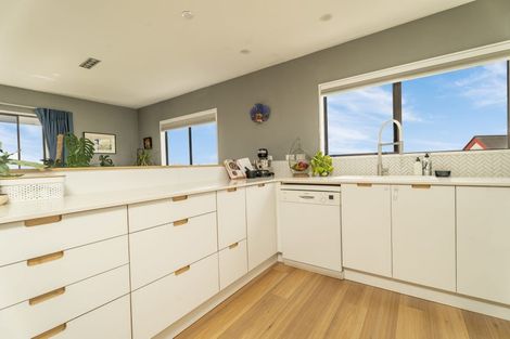 Photo of property in 23 Patiki Place, Titahi Bay, Porirua, 5022