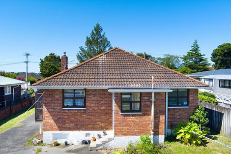 Photo of property in 45 Sturges Road, Henderson, Auckland, 0612