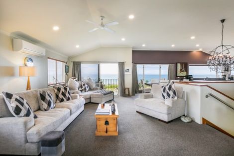 Photo of property in 245 Whirinaki Road, Eskdale, Napier, 4182