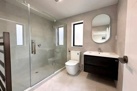 Photo of property in 21 Pohewa Road, Silverdale, 0932