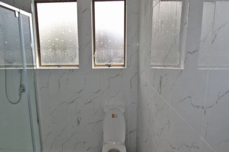 Photo of property in 64 Hyperion Drive, Randwick Park, Auckland, 2105