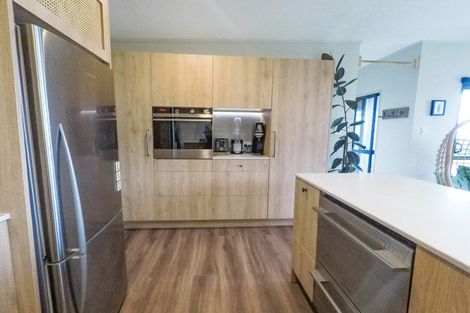 Photo of property in 333 Motutara Road, Muriwai, Waimauku, 0881