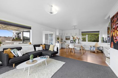 Photo of property in 18 Doralto Road, Frankleigh Park, New Plymouth, 4310