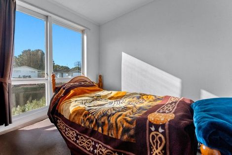 Photo of property in 144 Mahia Road, Wattle Downs, Auckland, 2103