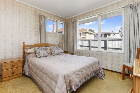 Photo of property in 3/97 Golf Road, New Lynn, Auckland, 0600