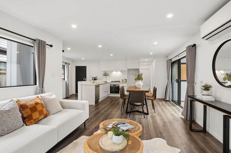 Photo of property in 65a Woodside Road, Massey, Auckland, 0614
