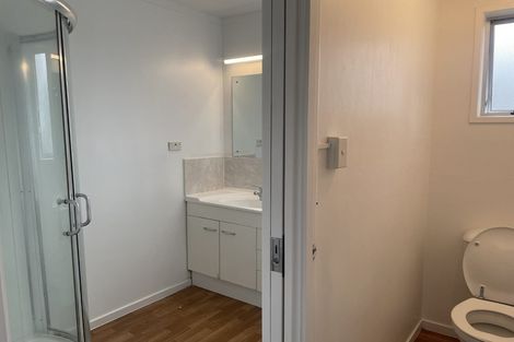 Photo of property in 15 Reelick Avenue, Pakuranga Heights, Auckland, 2010