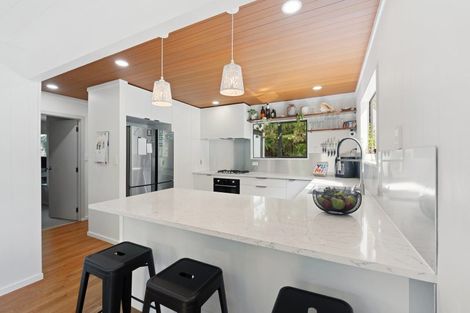 Photo of property in 169 Wairere Road, Waitakere, Henderson, 0782